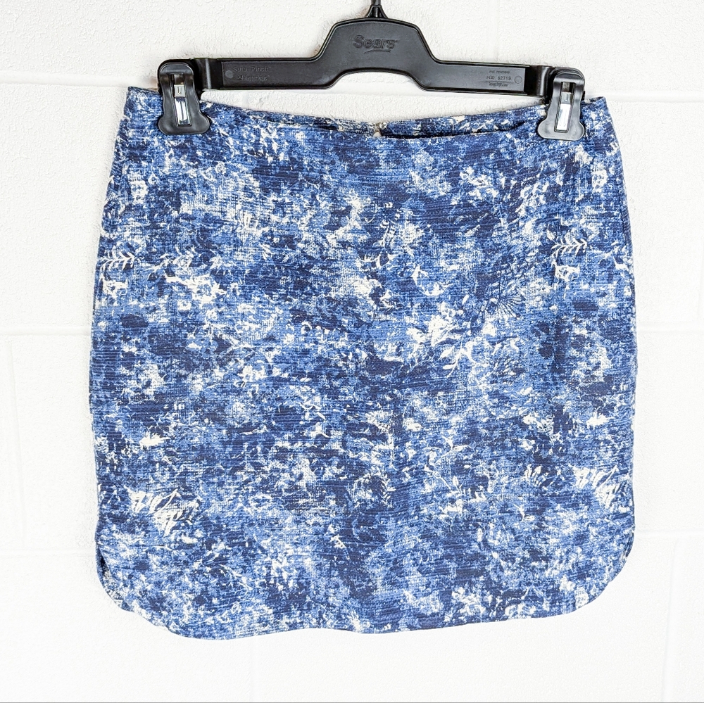 2/$20 Unique Joe Fresh Linen and Cotton Blend Mini Skirt Textured Coastal Blue